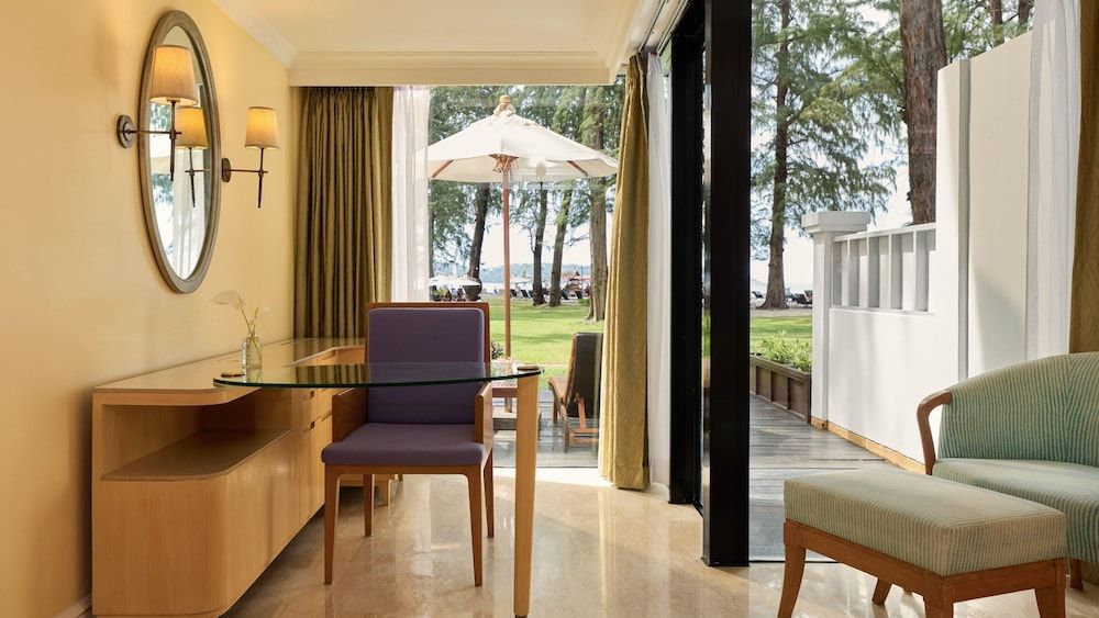 Dusit Thani Laguna Phuket 1