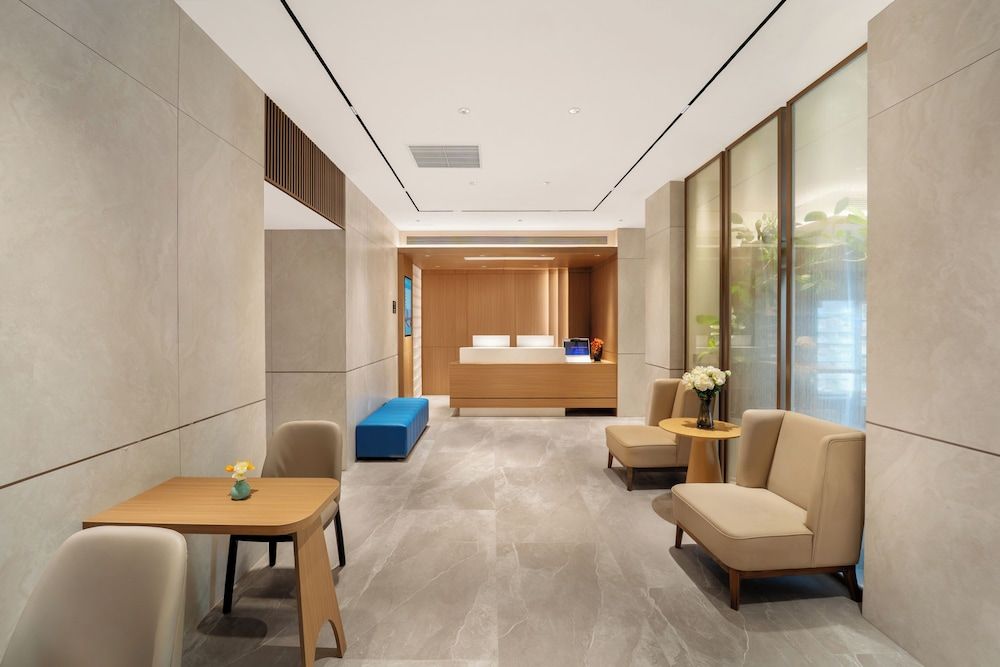 Jinglai Hotel Light Luxury 1