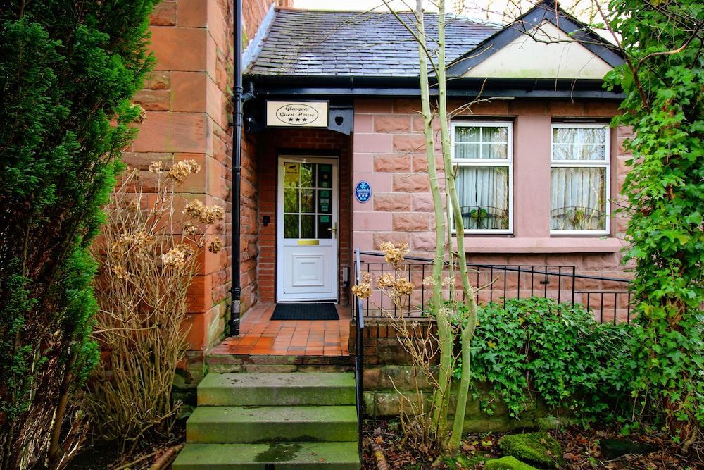 Glasgow Guest House 1
