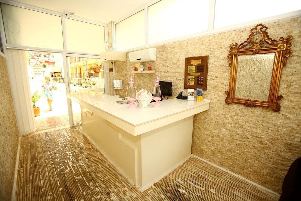 S3 Orange Exclusive Hotel 2
