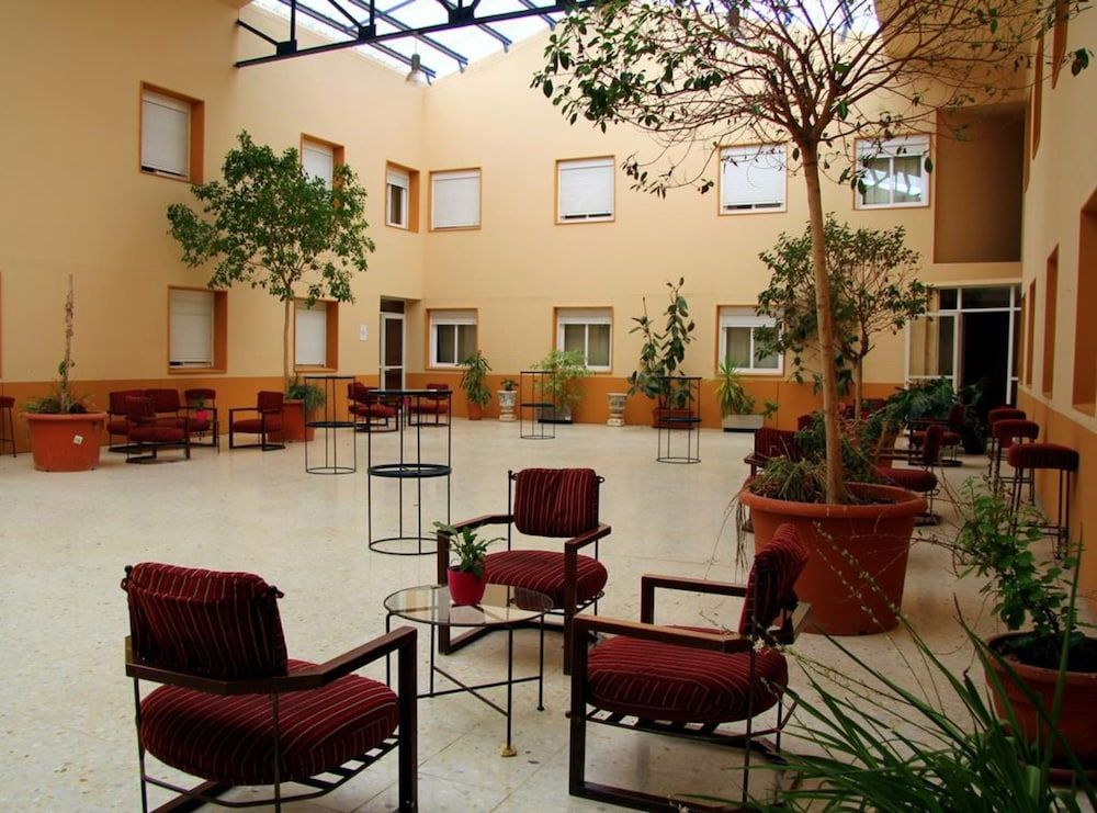 AHC Hoteles Cáceres 1