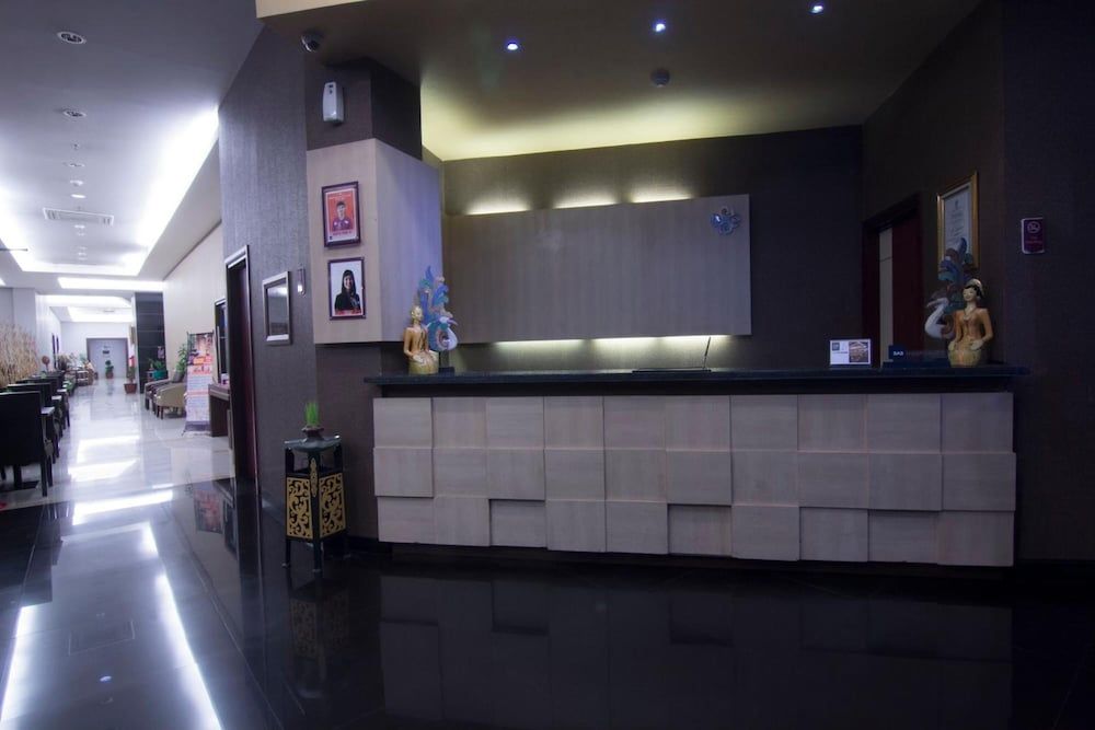 Tjokro Hotel Klaten 2