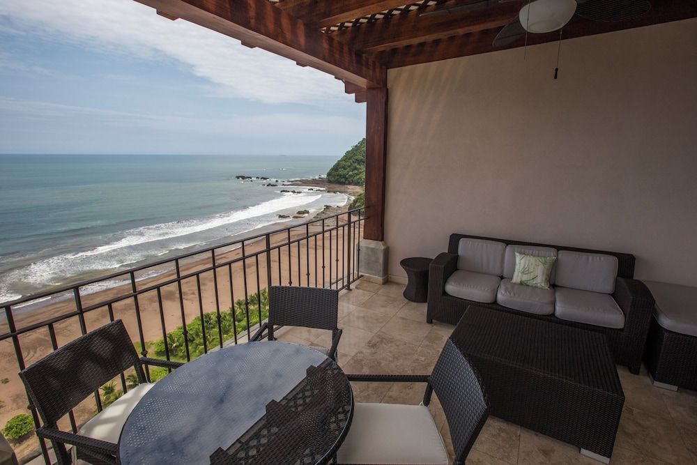 Spectacular 3 bedroom Penthouse at Crocs Resort Casino 1