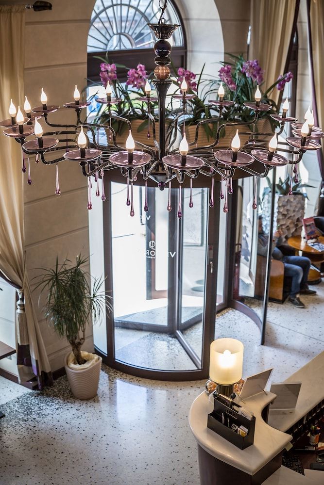 Victoria Hotel Letterario 1