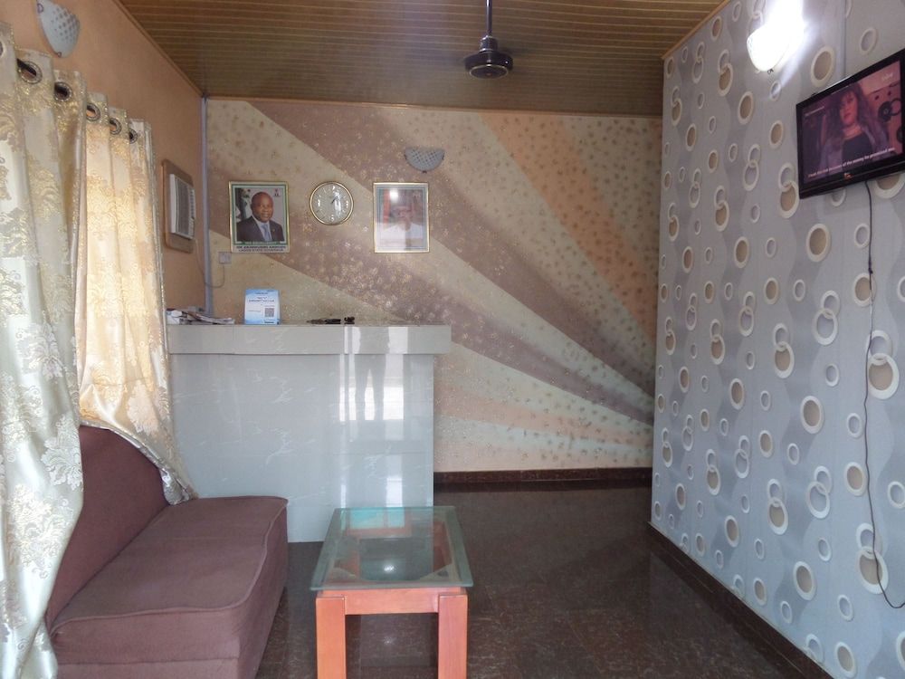 Tajmahal Hotels Annex 2