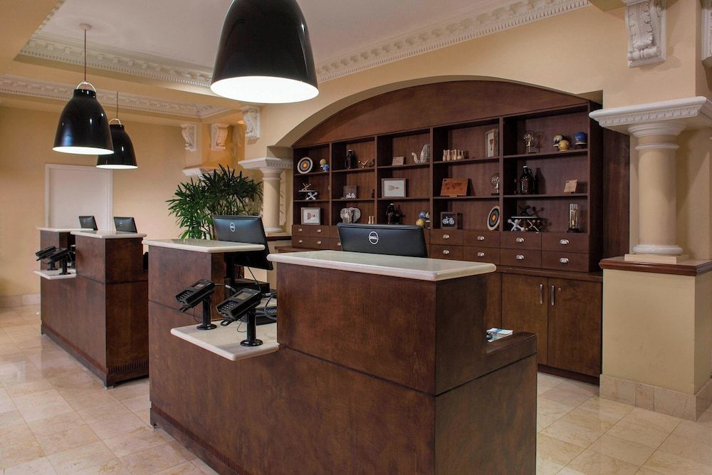 Four Points by Sheraton Suites Tampa Airport Westshore 2