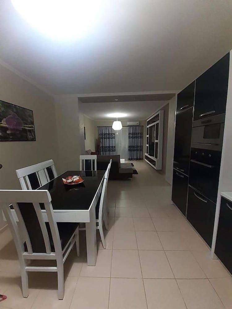 Hotel Vila Alvin & Apartments 2