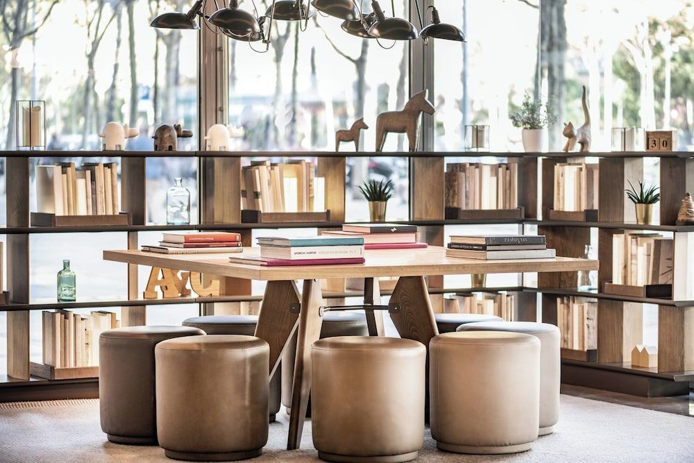 AC Hotel Diagonal L'Illa by Marriott 1