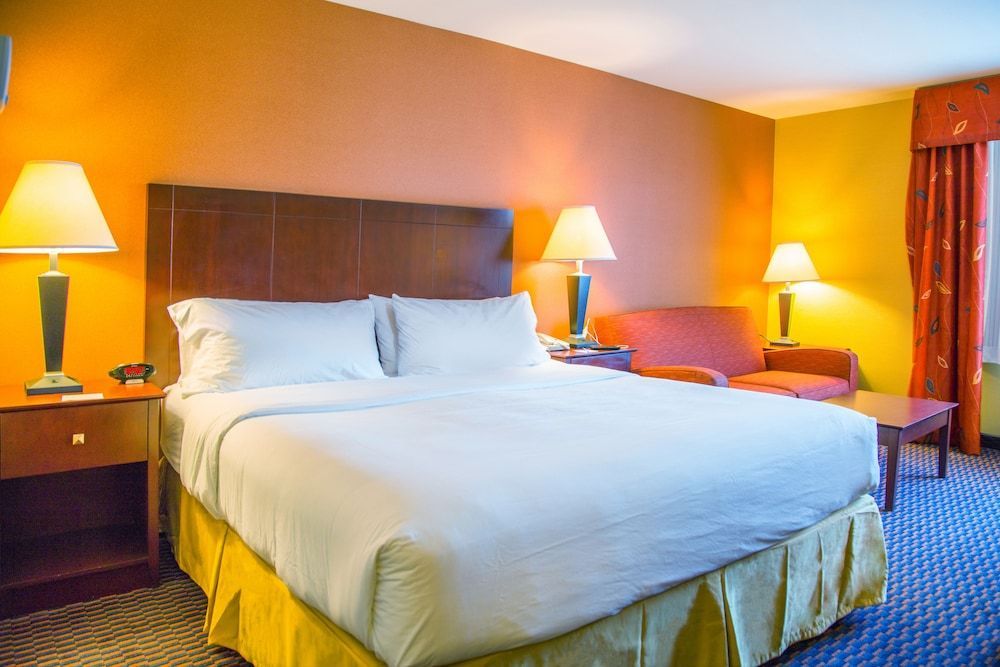 Holiday Inn Express & Suites RICHLAND by IHG 2
