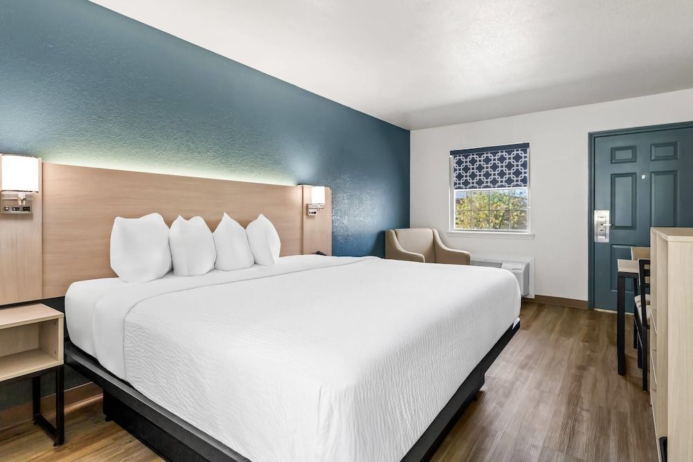 Rodeway Inn Muskogee 1