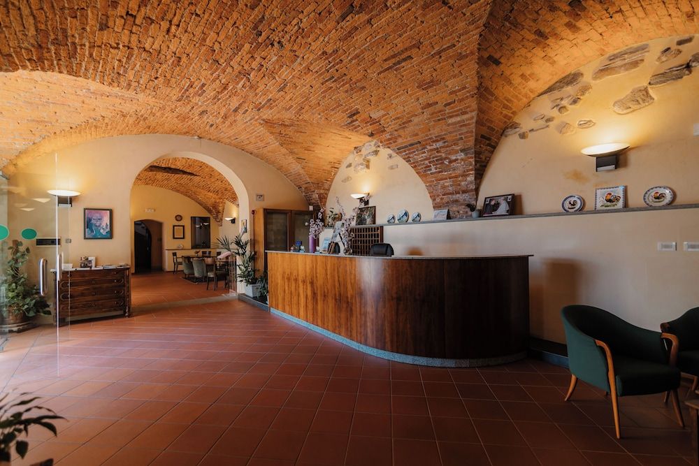 Casa REGINA MONTIS REGALIS 2