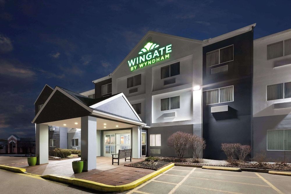 Wingate by Wyndham Marion 1
