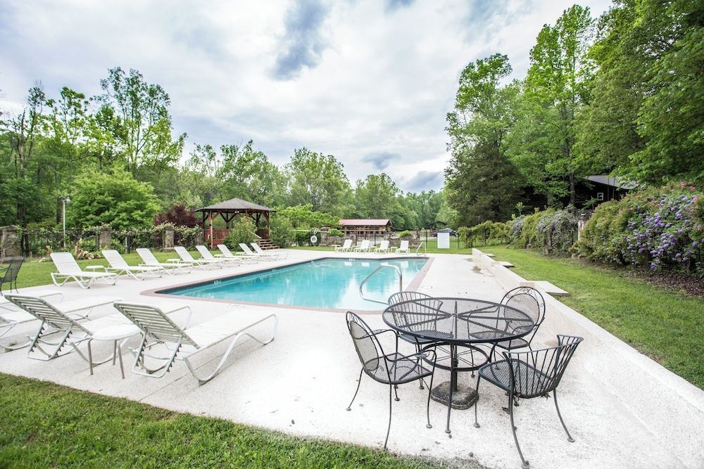 Forrest Hills Mountain Resort 1