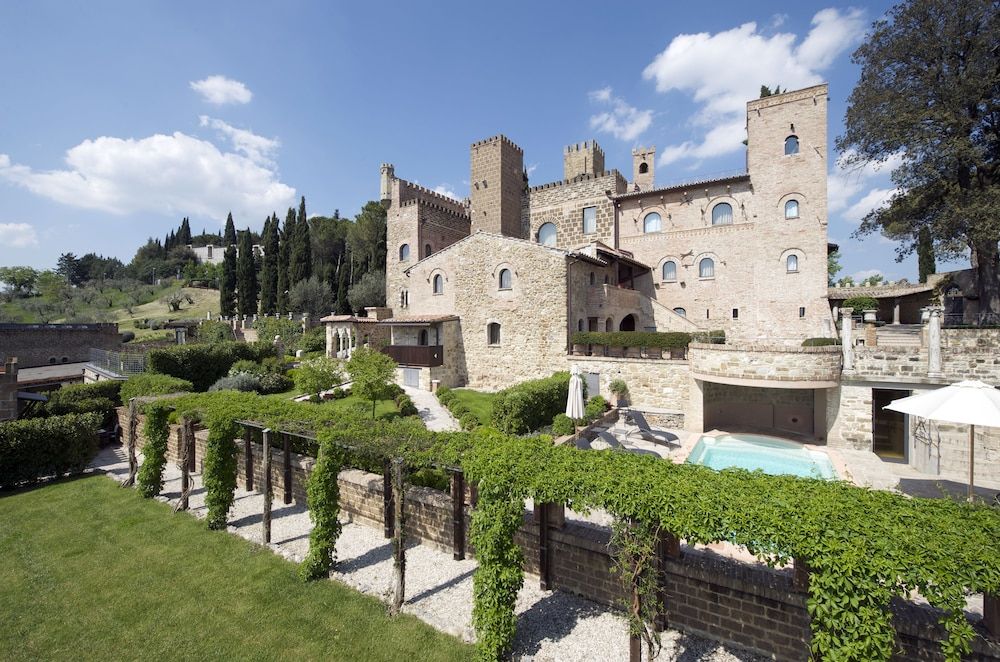 TH Perugia - Castello Di Monterone 1