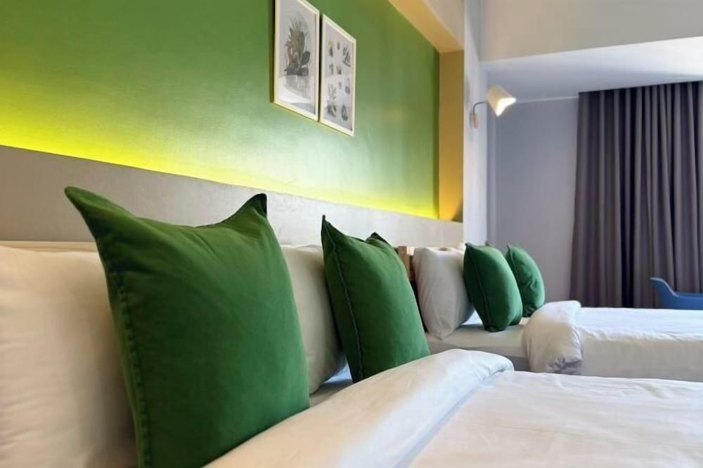 Chill Chill Hotel 1