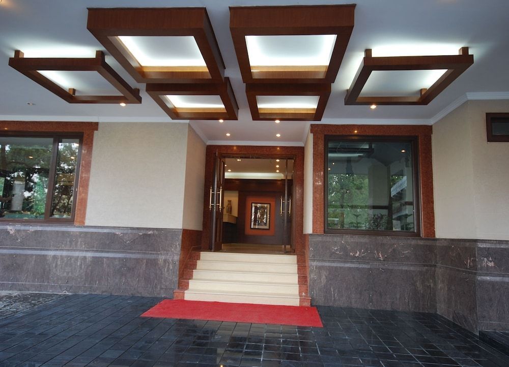 Madhuban Sarovar Portico Mussoorie 2