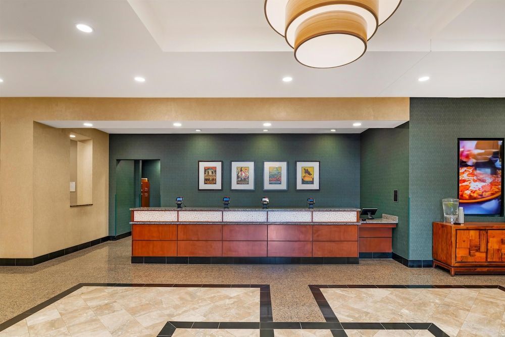 Drury Plaza Hotel St Louis Brentwood 2