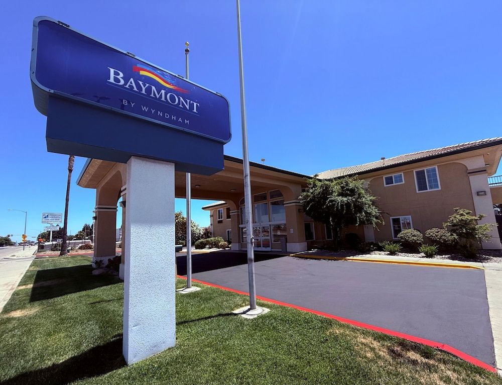 Baymont by Wyndham Manteca 1