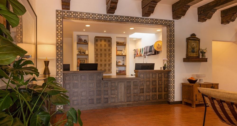 Piñon Court by La Fonda 2
