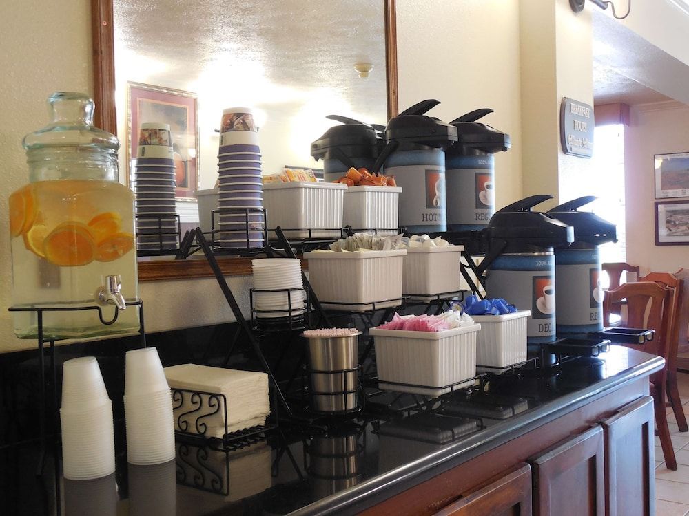 Best Western John Jay Inn 2