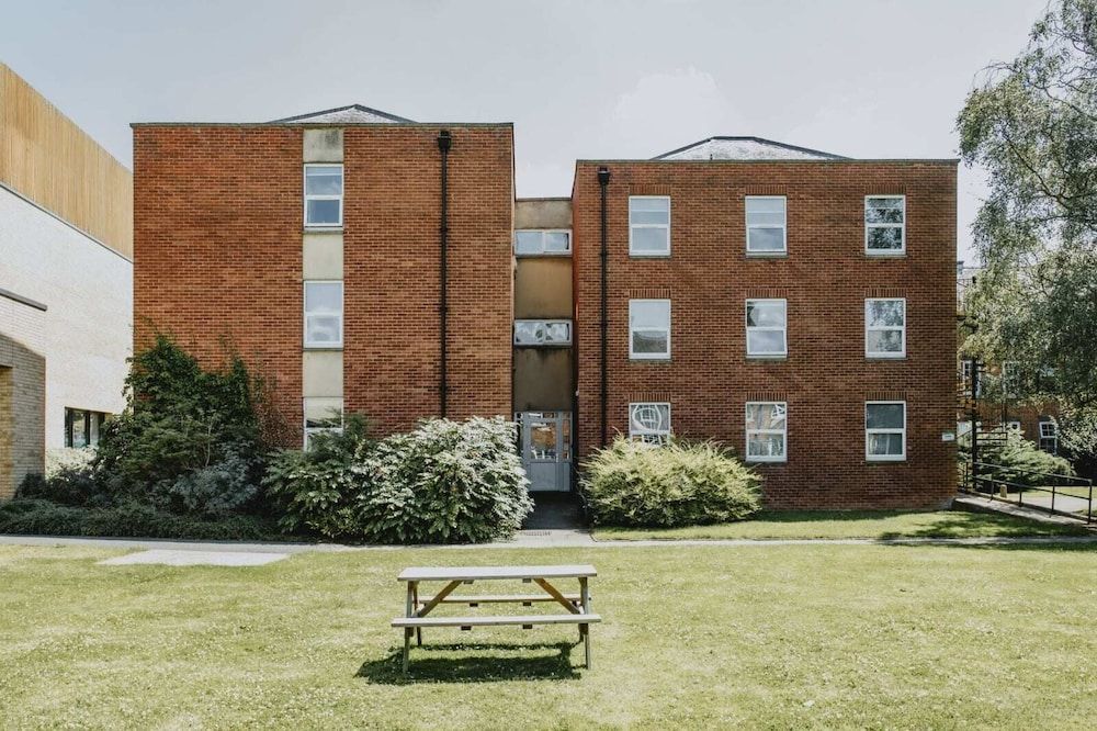 Bonington Student Village - Campus Accommodation 2
