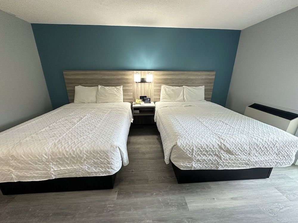 Travelodge by Wyndham Bracebridge 2