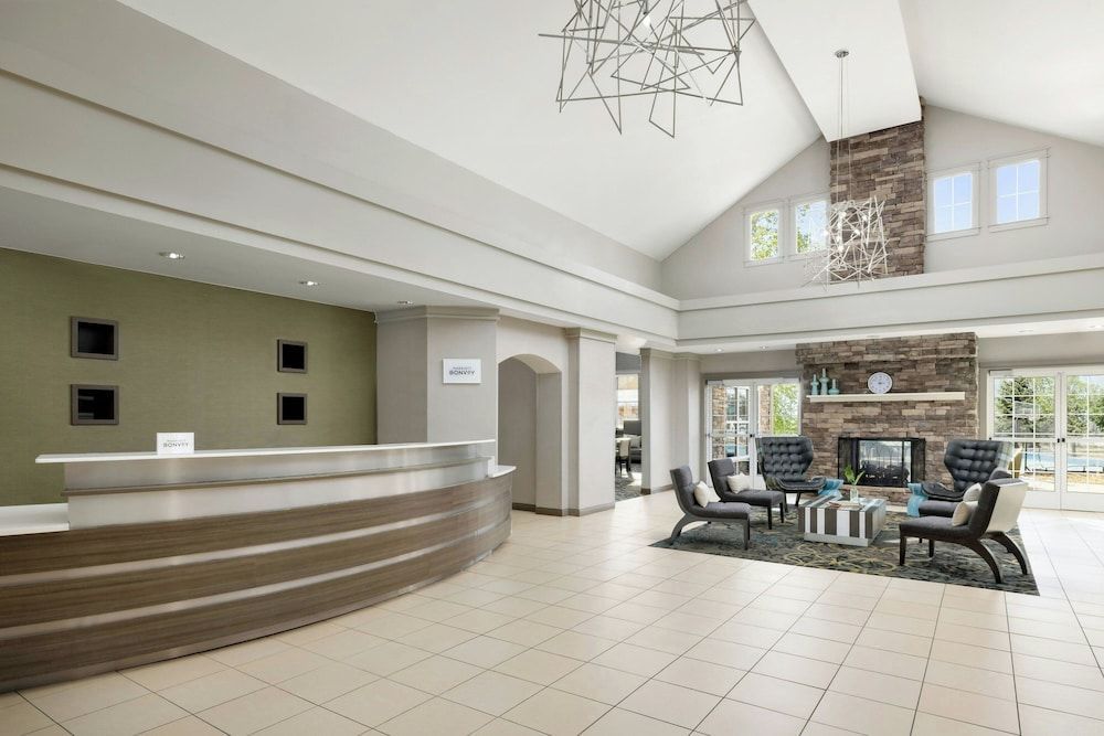 Residence Inn by Marriott Des Moines West at Jordan Creek Town Center 2