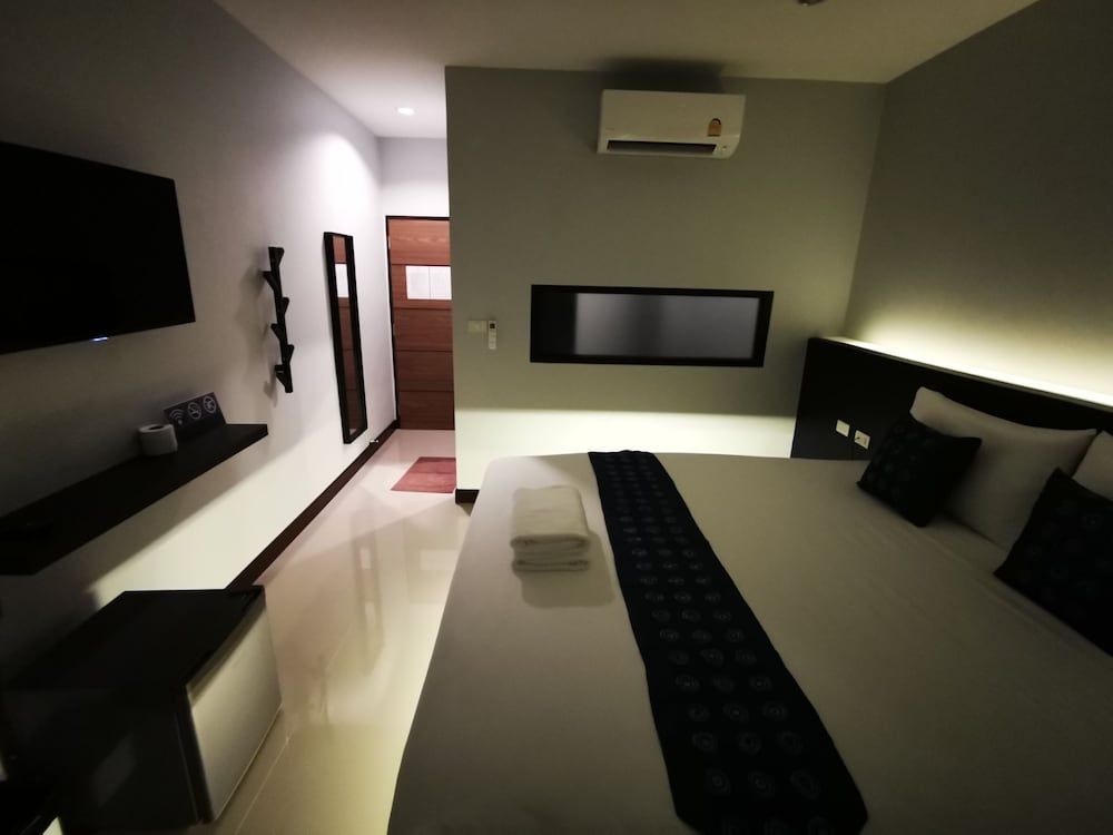 Skyline Resort 2