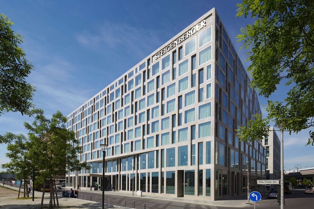 Steigenberger Hotel Am Kanzleramt 1
