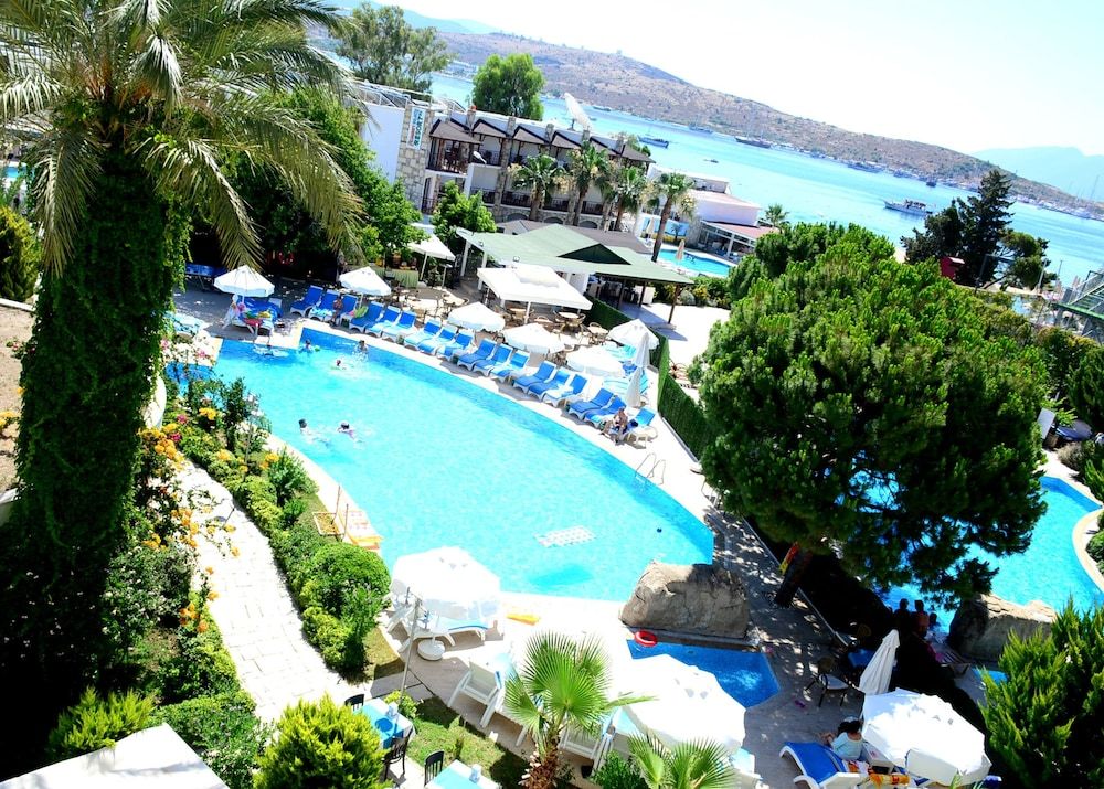 Royal Palm Beach Hotel 1