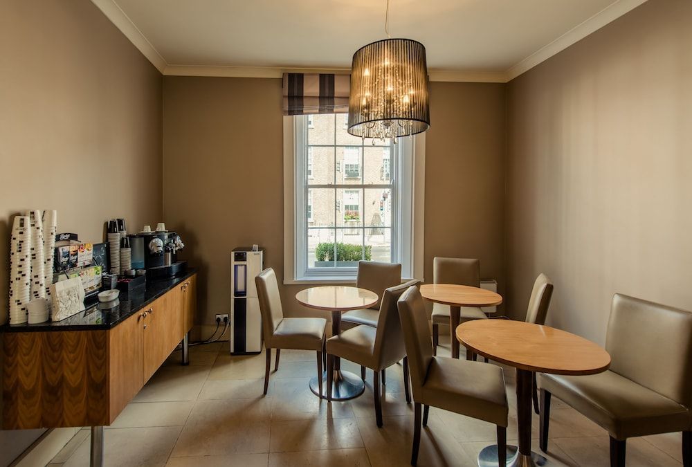 PREMIER SUITES Dublin, Leeson Street 2