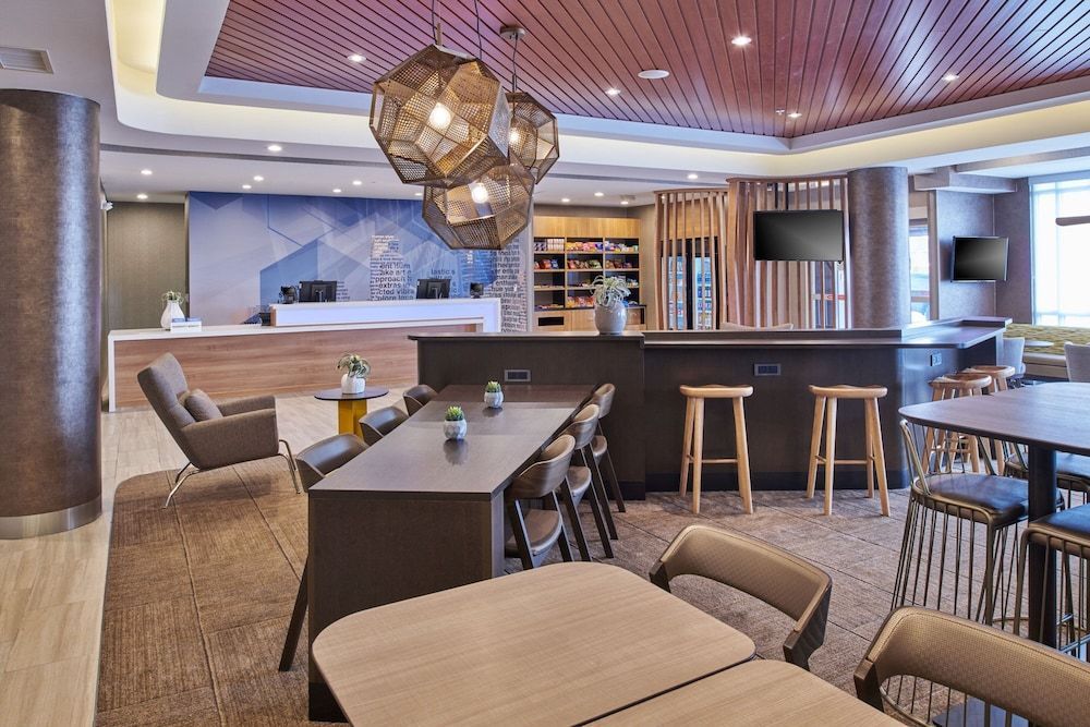 SpringHill Suites by Marriott Detroit Dearborn 2