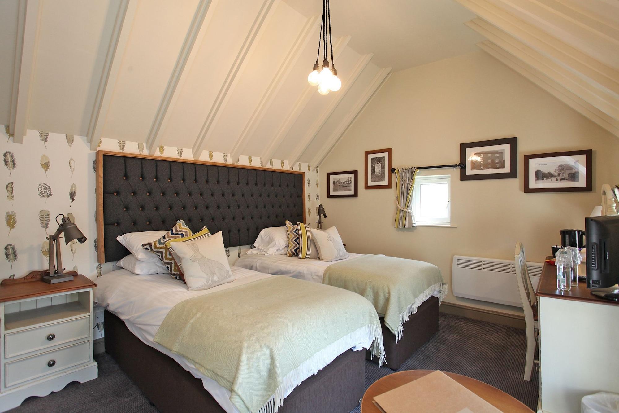The Falcon Inn 1