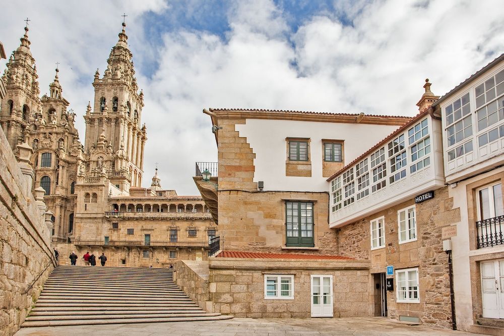 Hotel Plaza Obradoiro by Bossh! Hotels 1