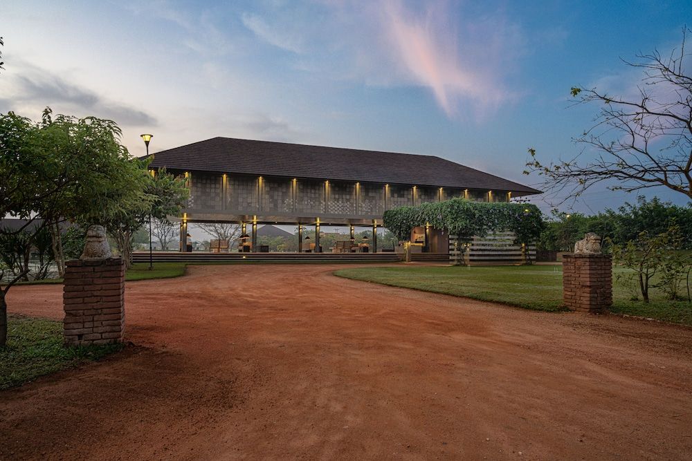 Water Garden Sigiriya - 30 Chic Designed Private Villas Overlooking Sigiriya 2