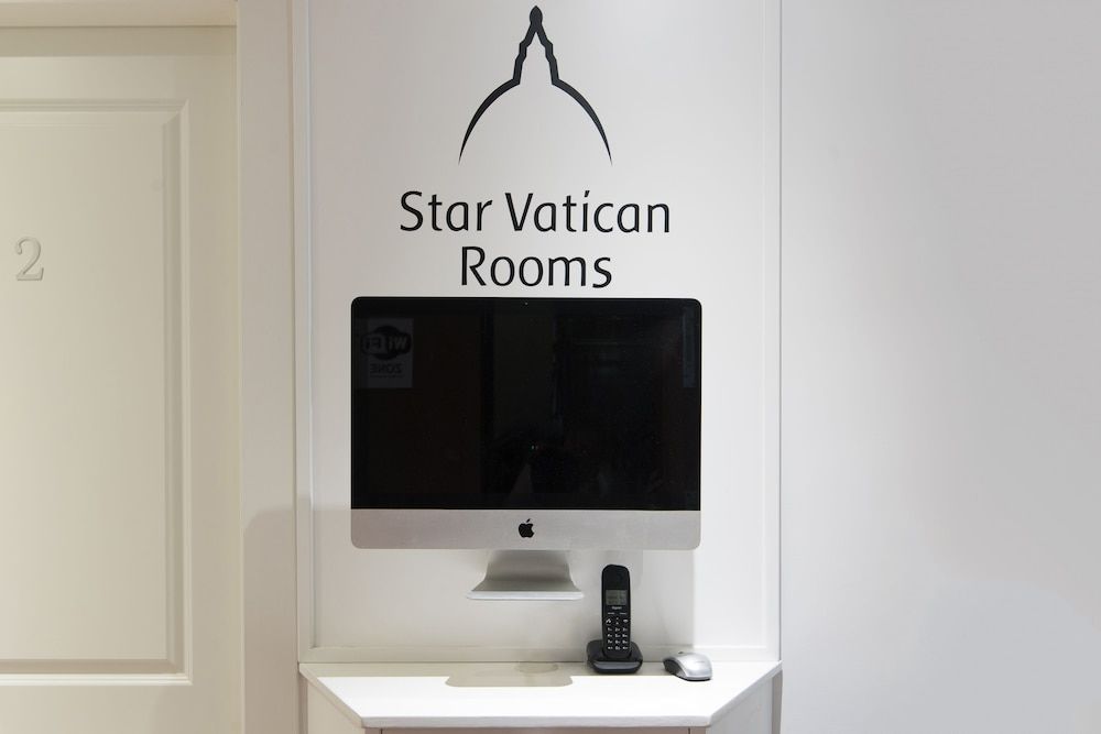Star Vatican Rooms 2