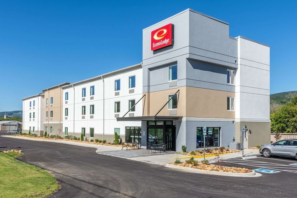 Econo Lodge Dayton North 1
