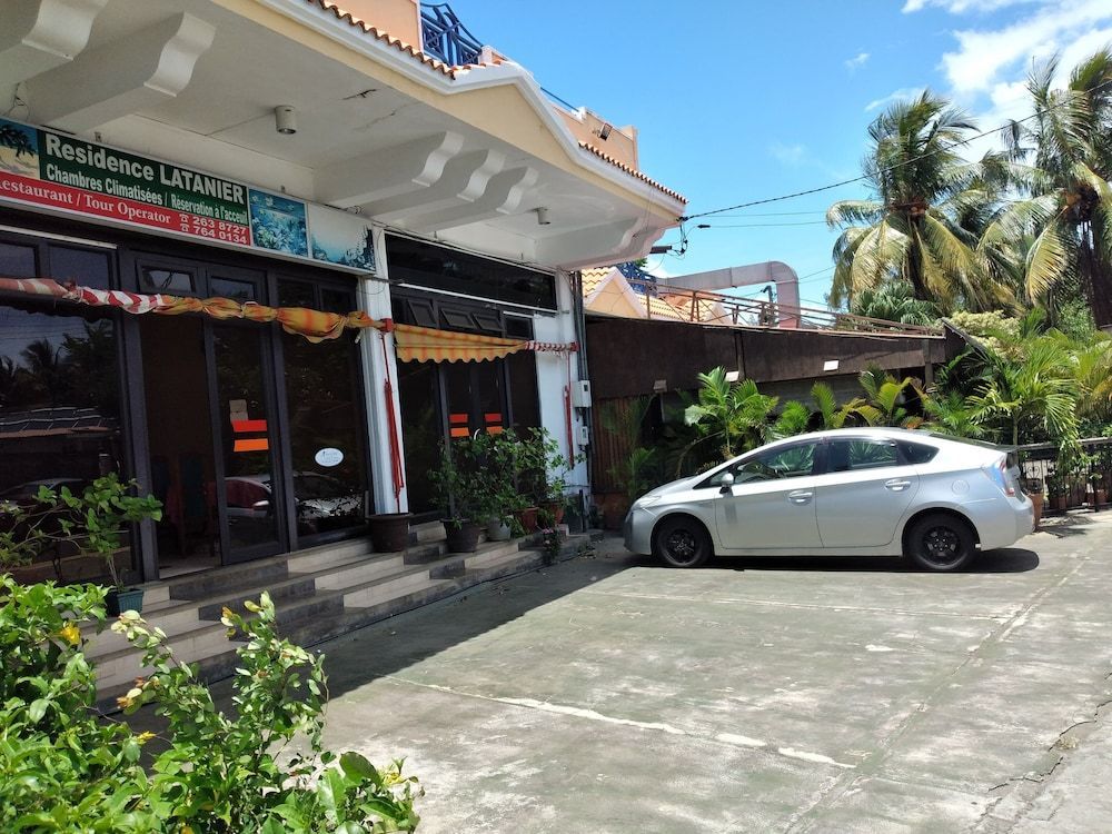 Latanier Beach Hotel 1