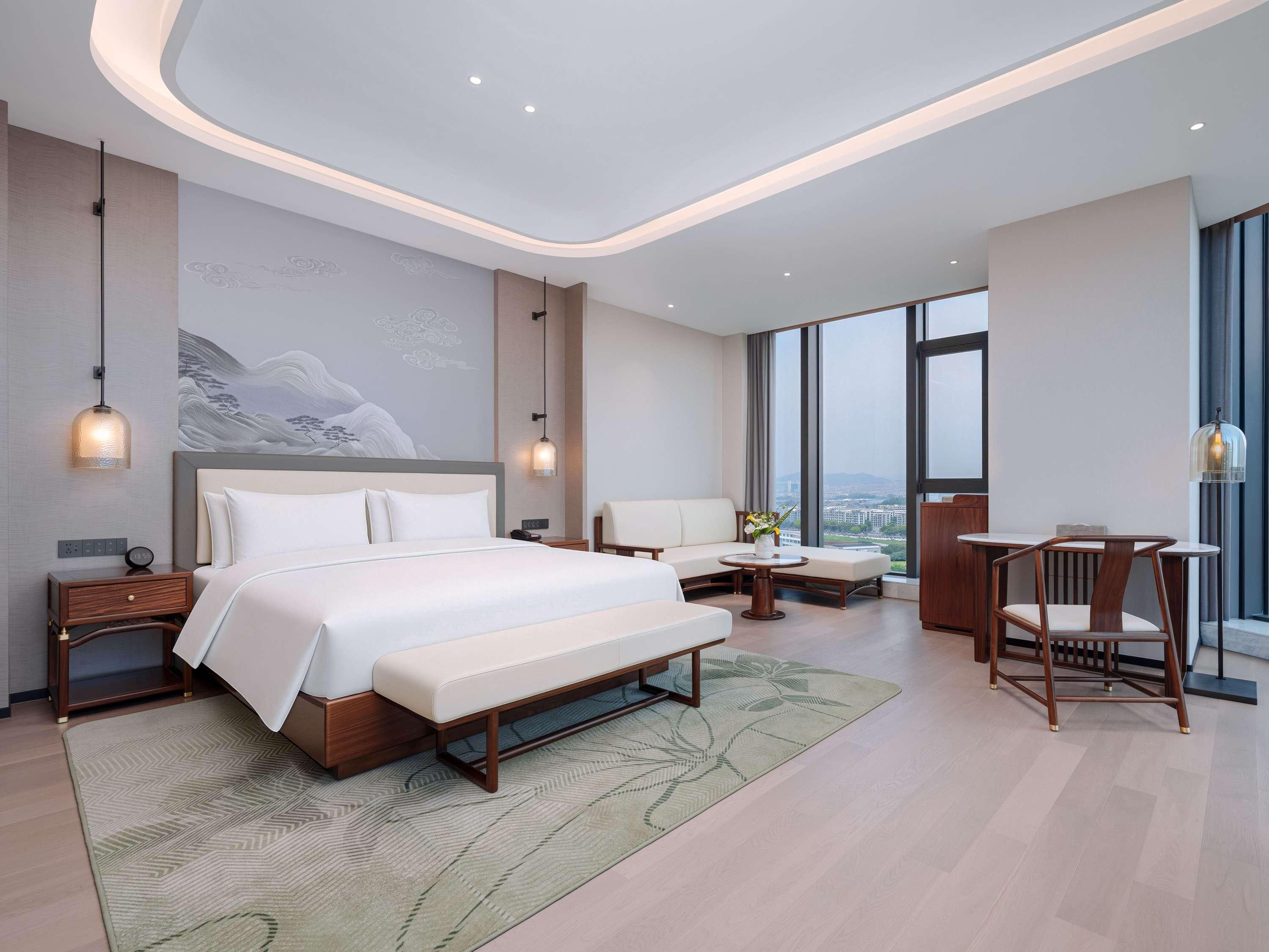 Swissotel Zhoushan Yingguan 1