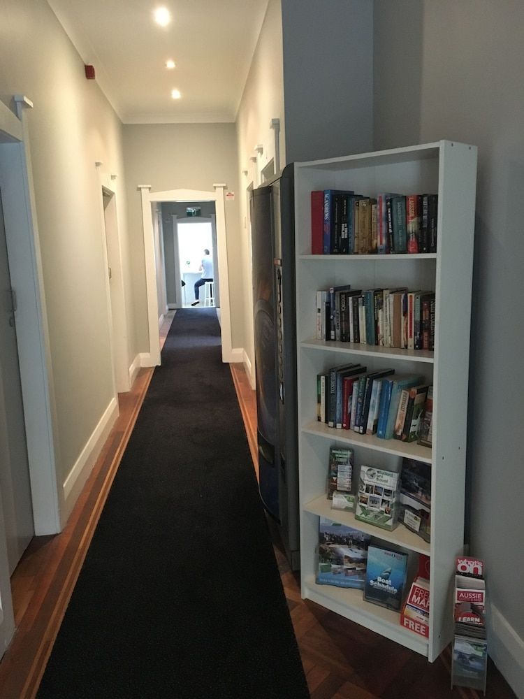 Coogee Beachside Hostel 2