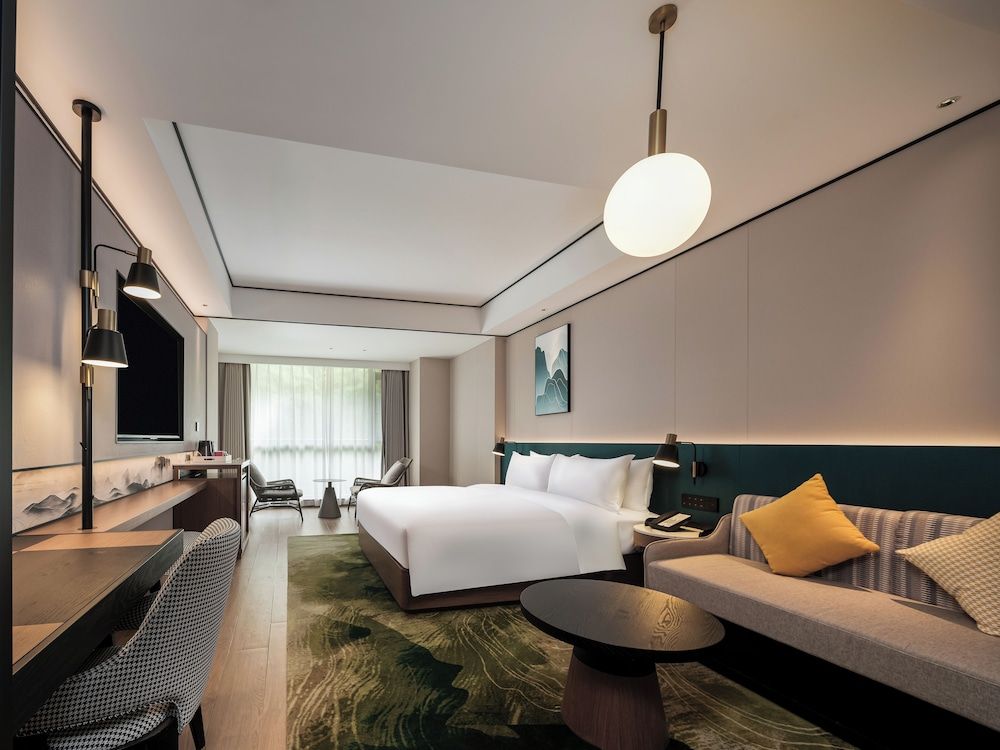 Hilton Garden Inn Zhangjiajie Wulingyuan 2