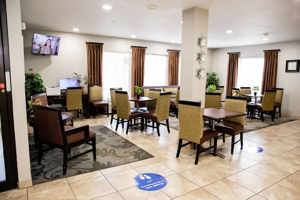 Carpenter Street Hotel 2