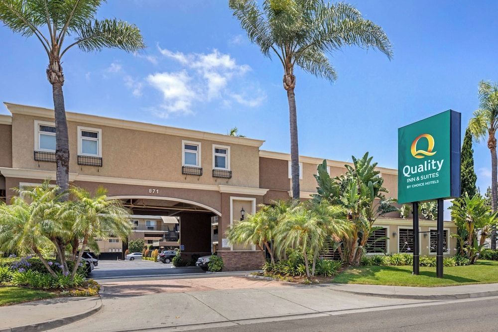 Quality Inn & Suites Anaheim Maingate 1