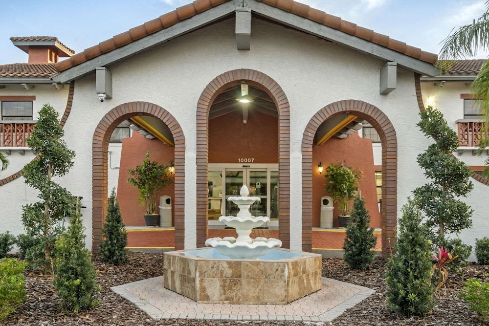 Clarion Pointe Tampa-Brandon Near Fairgrounds and Casino 1