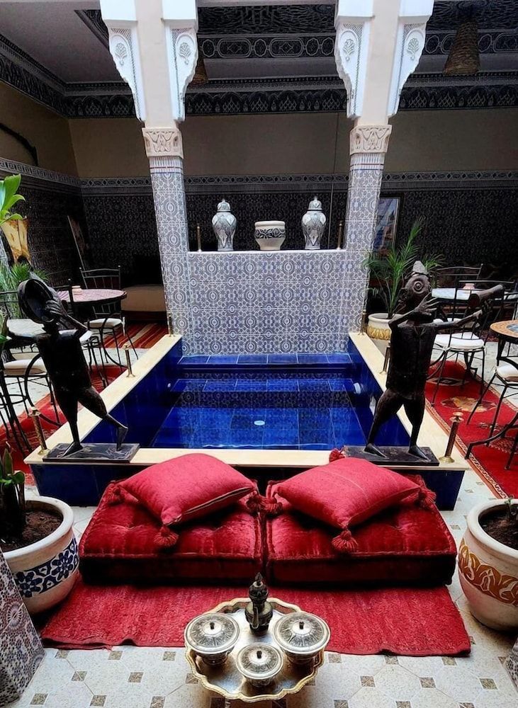 Riad Amazing 1