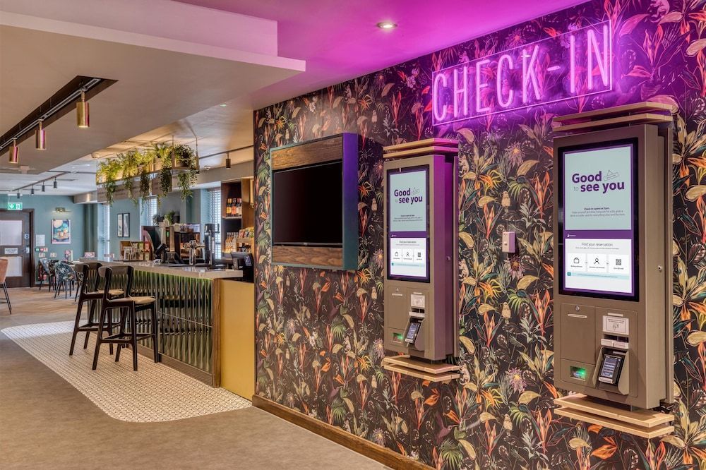 Premier Inn Chelmsford City Centre 2