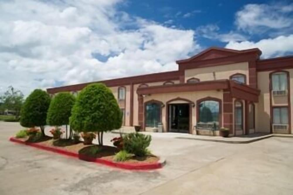 Rest Inn Fort Smith 1