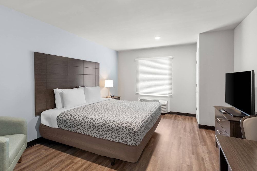 WoodSpring Suites Atlanta Airport 1