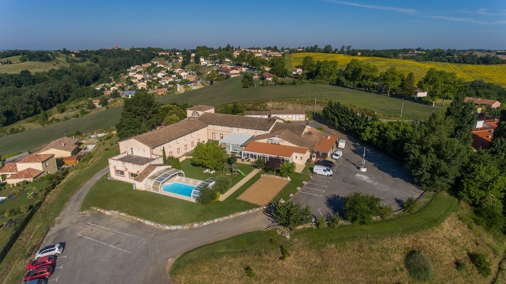 Logis Hôtel - Auberge du Pastel - Hôtel 3 étoiles et Restaurant 1