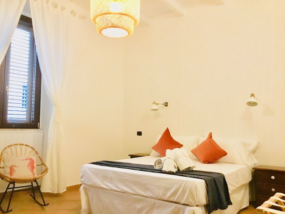Cagliari Old Town B&B 2